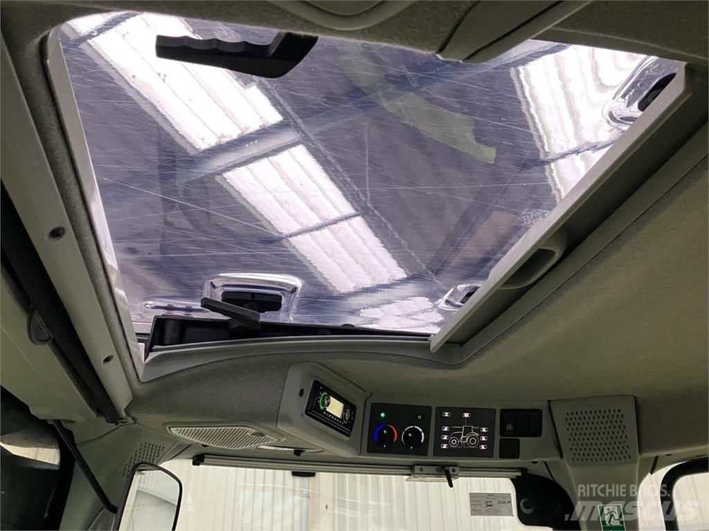 CLAAS Arion 550 Traktorer