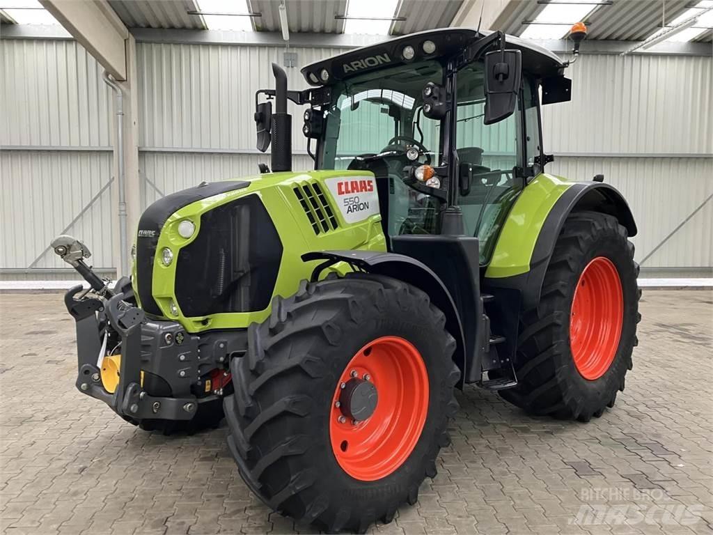 CLAAS Arion 550 Traktorer