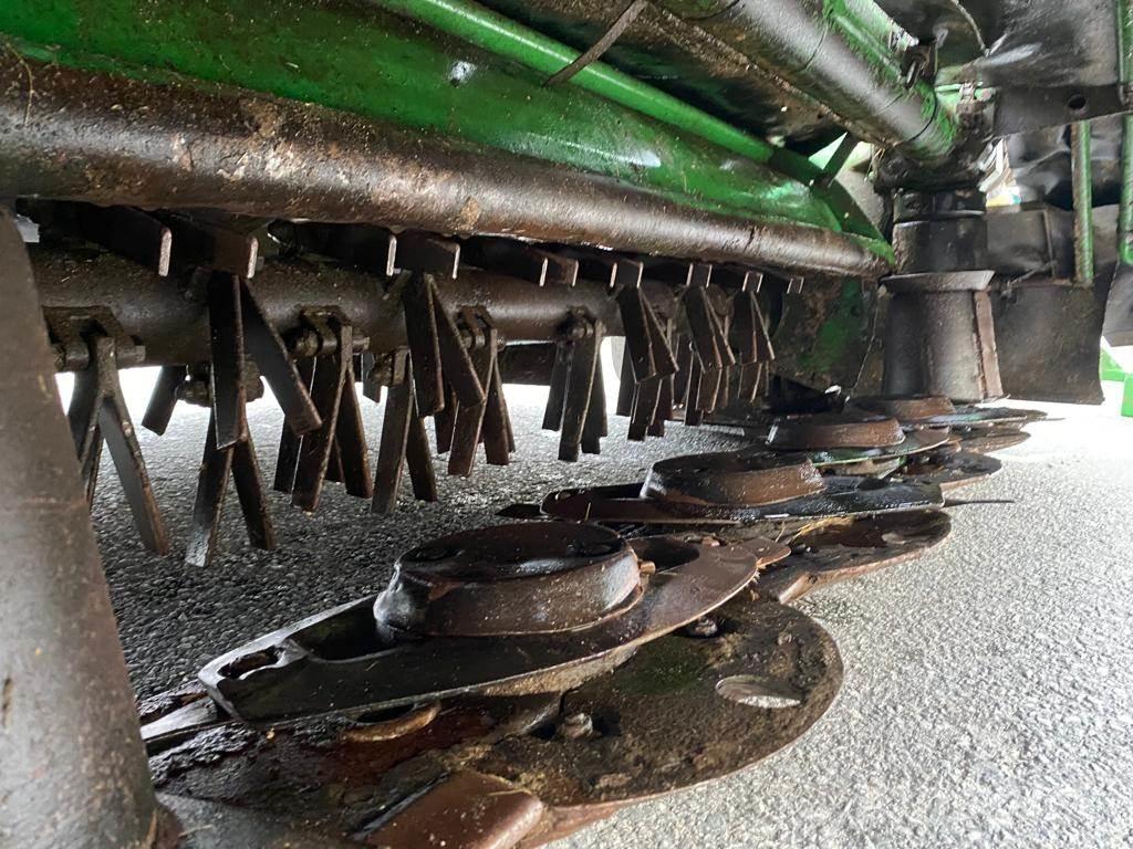 John Deere 324 Slåttermaskiner