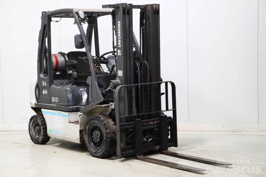 Nissan U1D2A20LQ Gasolmotviktstruckar