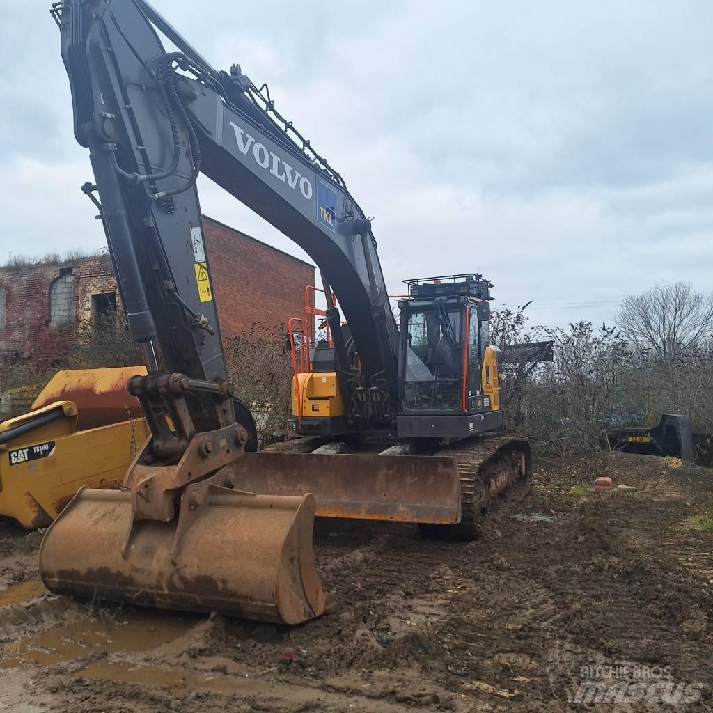 Volvo ECR 355 E Bandgrävare