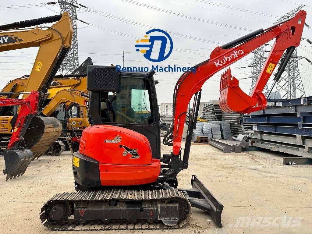 Kubota U 35 Minigrävare < 7t