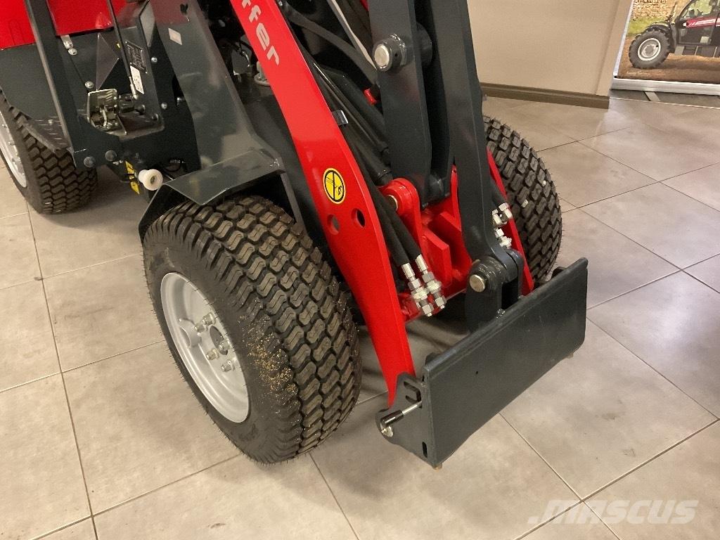 Schäffer 1622 FE Kompaktlastare