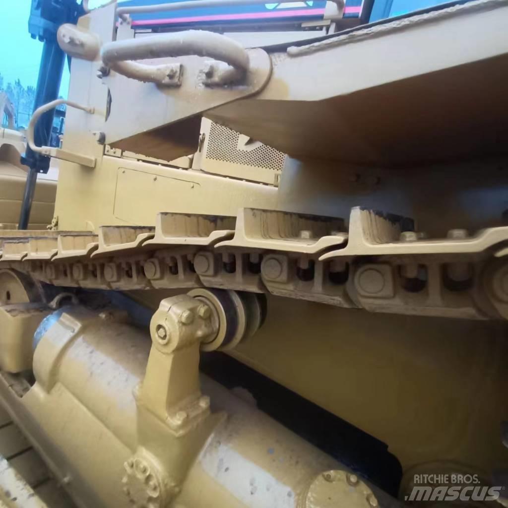CAT D 6 H Väghyvlar