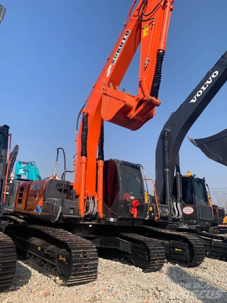 Hitachi ZX 200 Bandgrävare