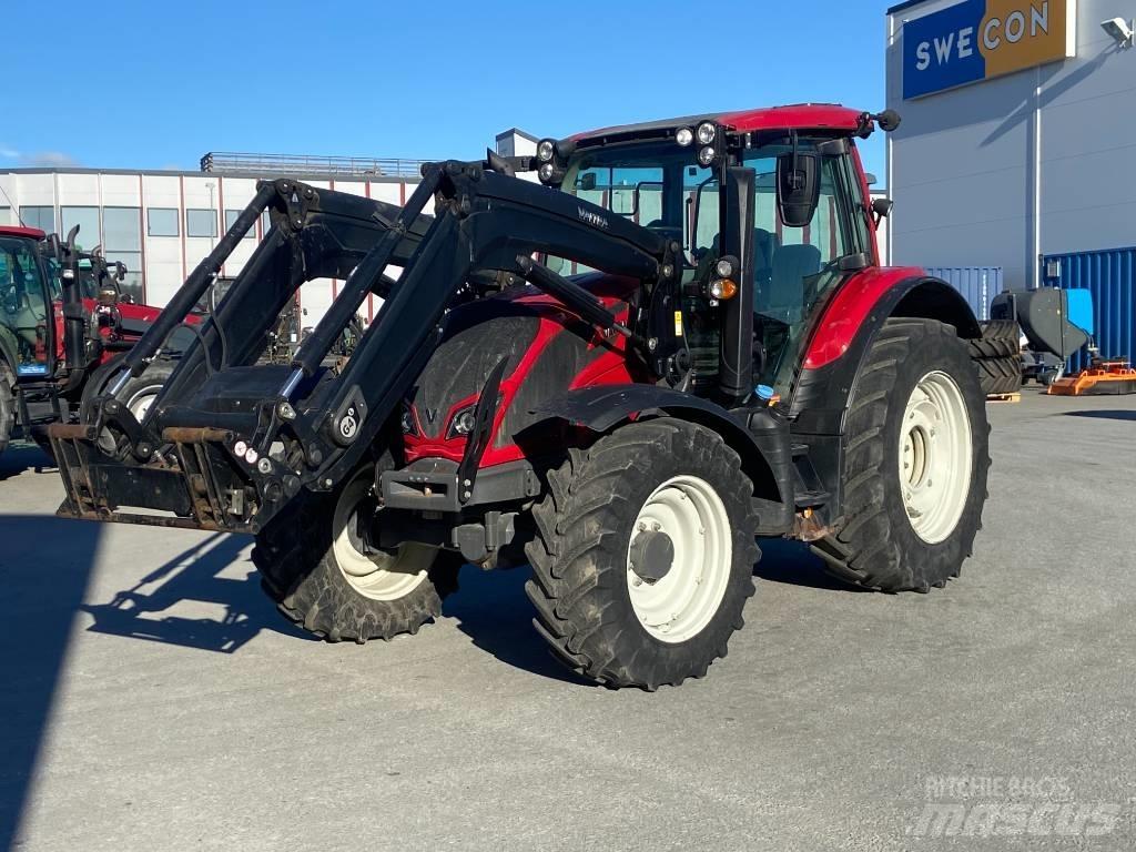 Valtra N124 HITECH 5 Traktorer