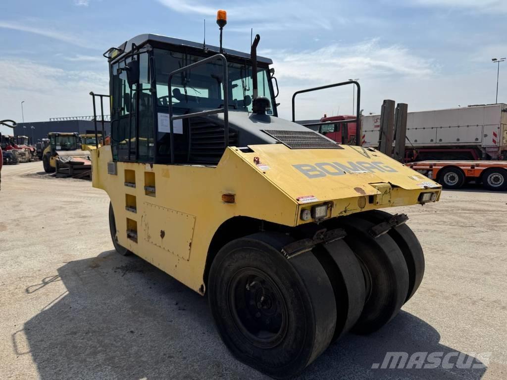 Bomag BW 24 R Pneumatiska Hjulvältar
