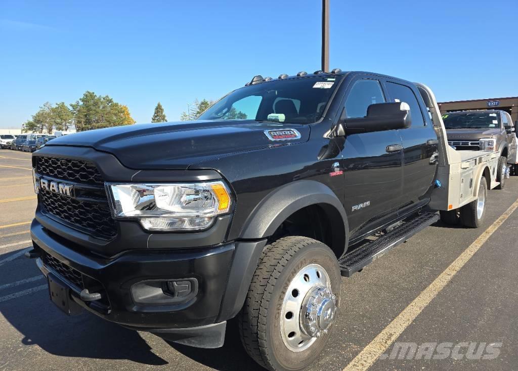 RAM 5500 TRADESMAN Flakbilar