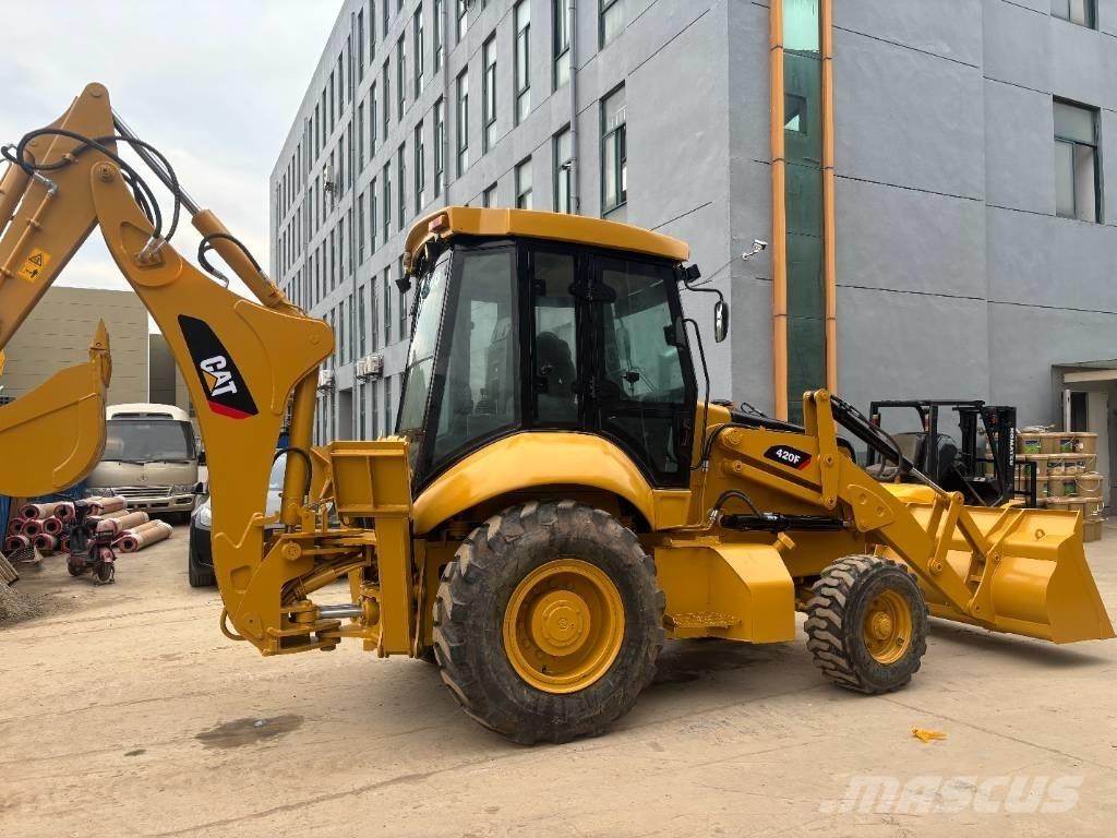 CAT 420 F Grävlastare