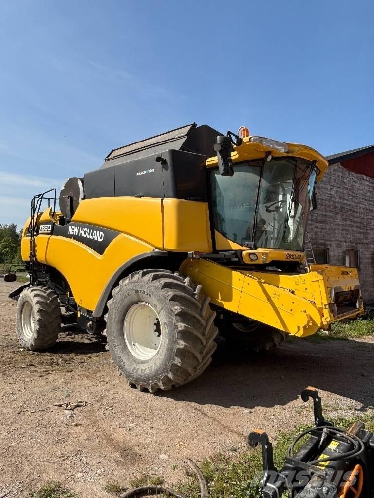 New Holland CX 860 Skördetröskor
