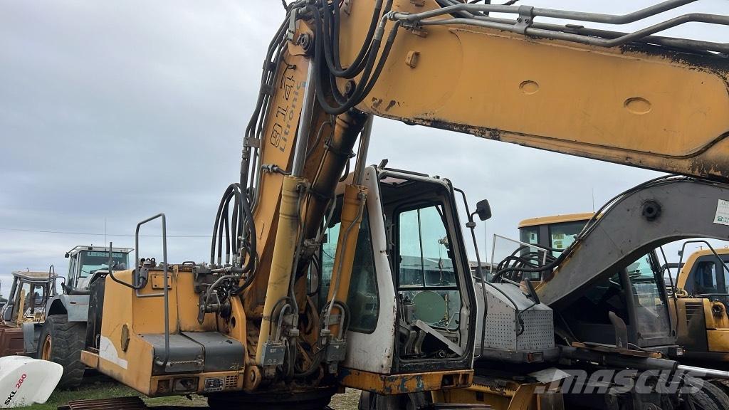 Liebherr R 914 HD S Hytter och interiör