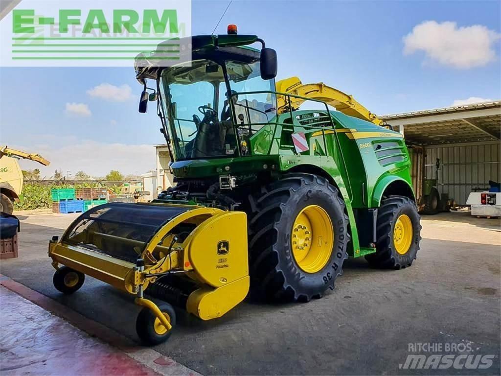 John Deere 8600I Självgående fälthackar