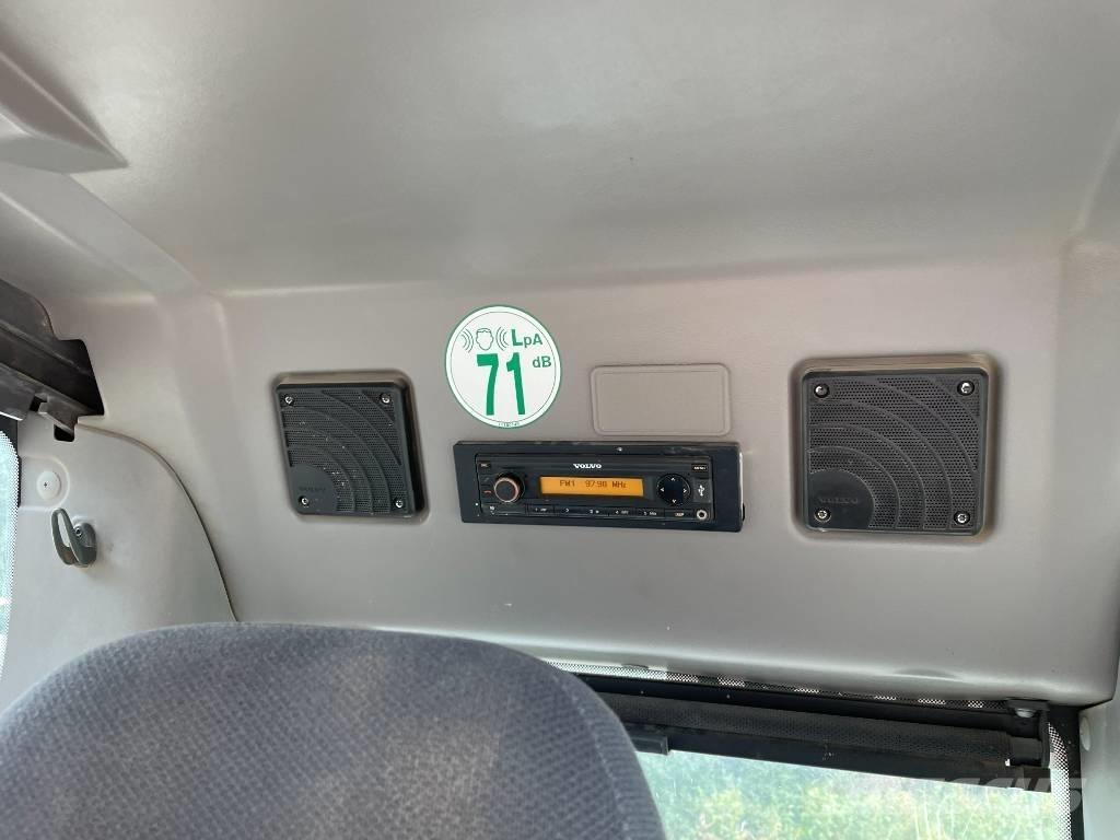 Volvo ECR 235 Bandgrävare