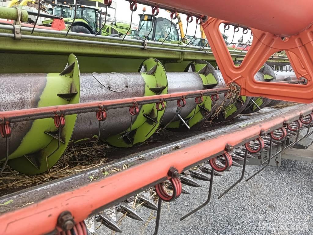 CLAAS C 750 Skärbord