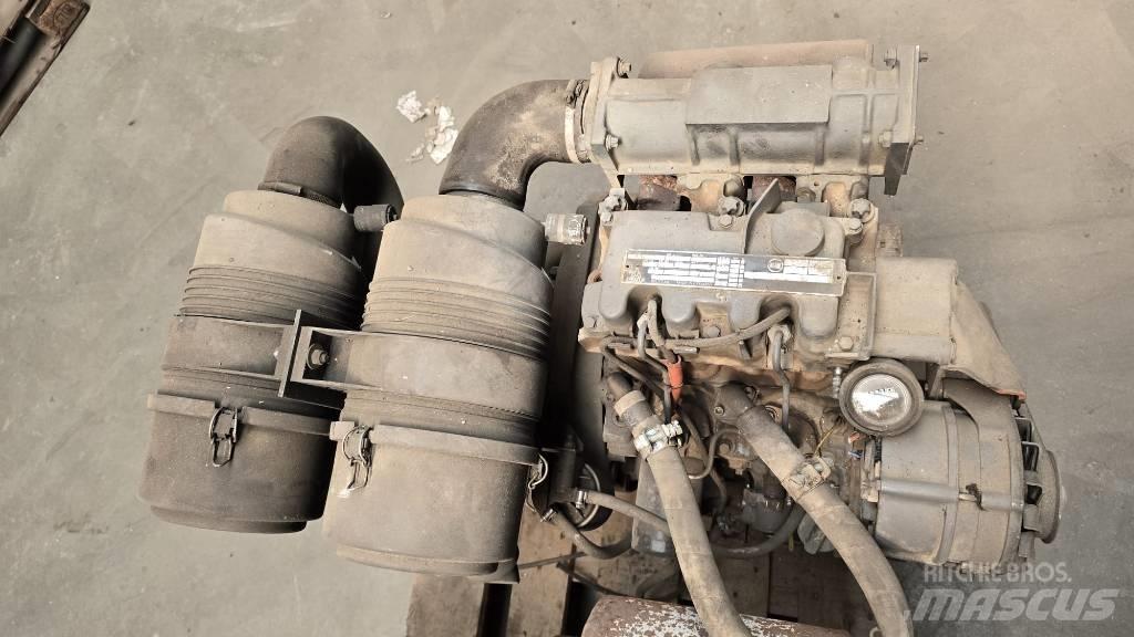Deutz F2M1011 Motorer