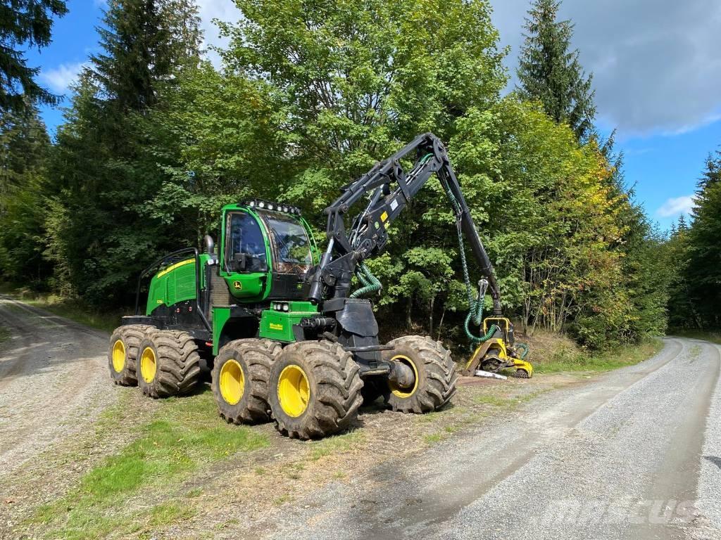 John Deere 1270 G Skördare