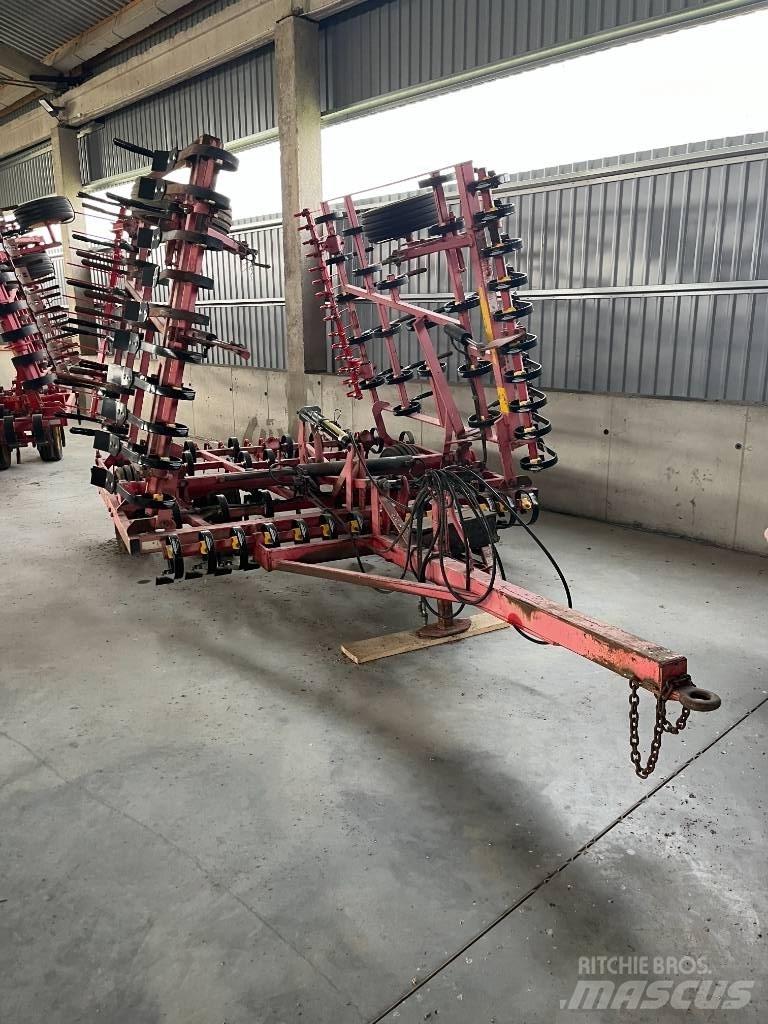Väderstad NZA600 Harvar