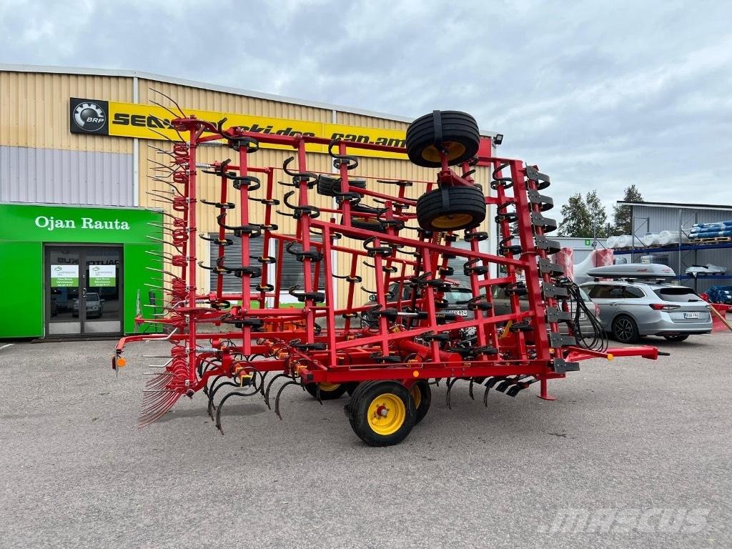 Väderstad NZA700 Harvar