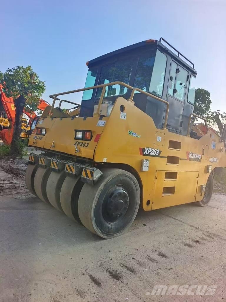 XCMG XP 263 Pneumatiska Hjulvältar