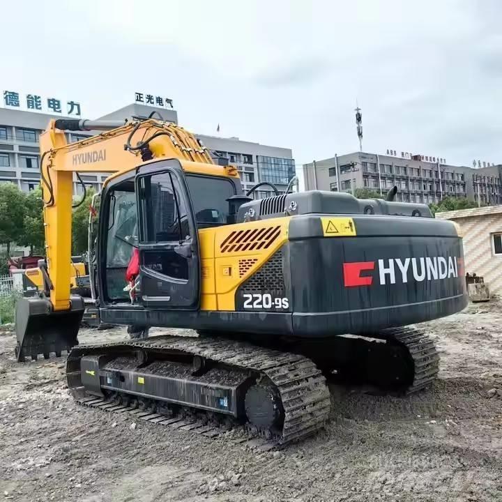 Hyundai 220-9S Bandgrävare