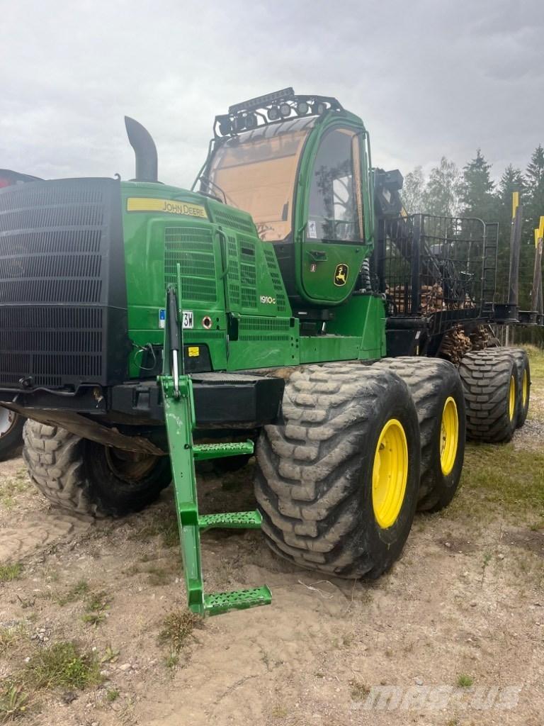 John Deere 1910G Skotare