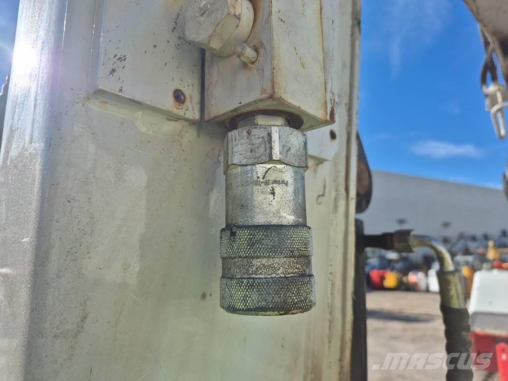 Takeuchi TB 280 FR Bandgrävare