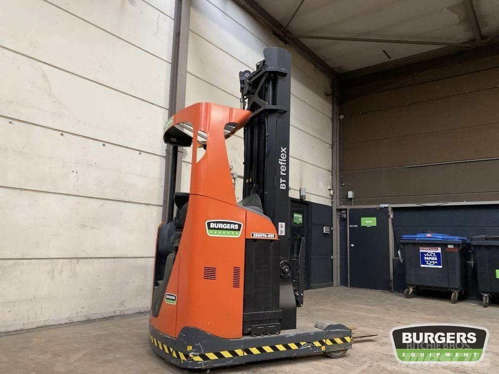 BT RRE140 Skjutstativtruck