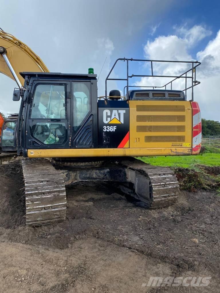 CAT 336 F L Bandgrävare