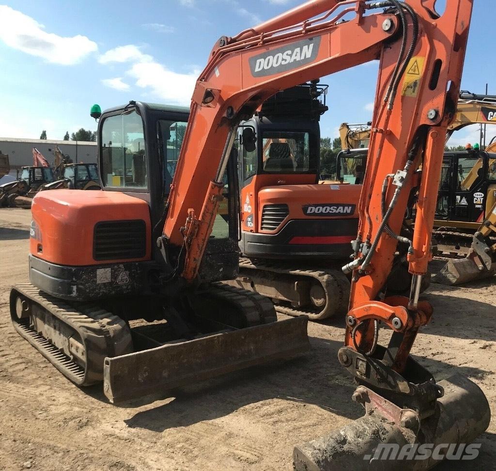 Doosan DX 60 R Minigrävare < 7t