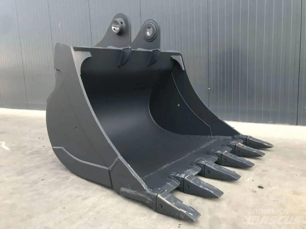 Komatsu PC240 Skopor
