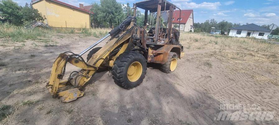 CAT 908 arm Bommar och stickor
