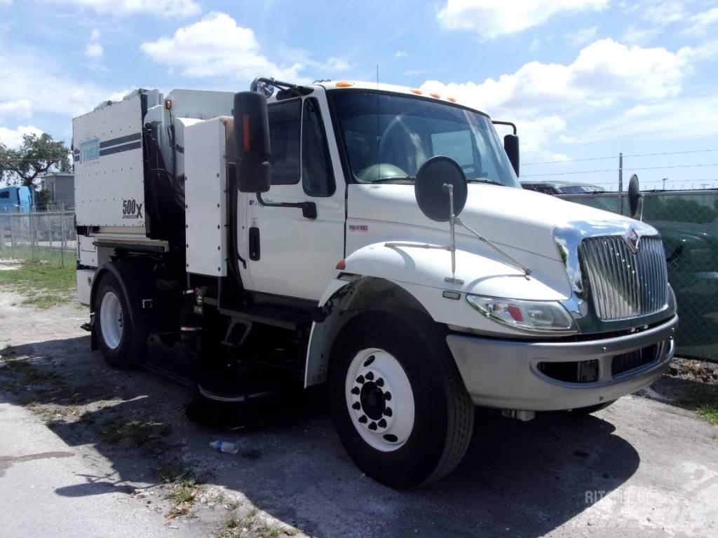 International 4300 Sopmaskiner