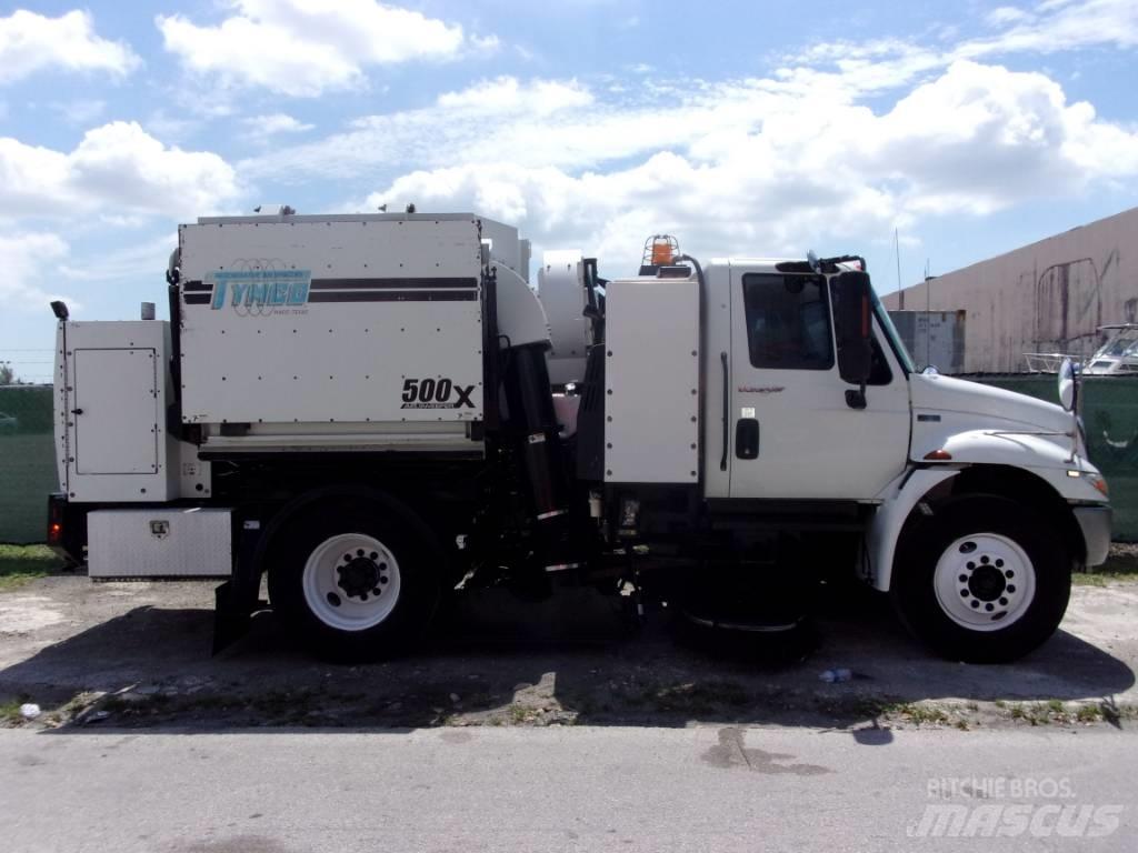 International 4300 Sopmaskiner