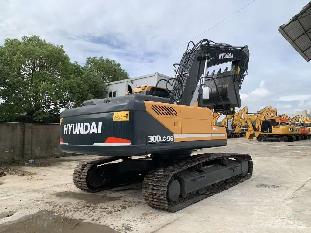 Hyundai R300LS-9S Bandgrävare