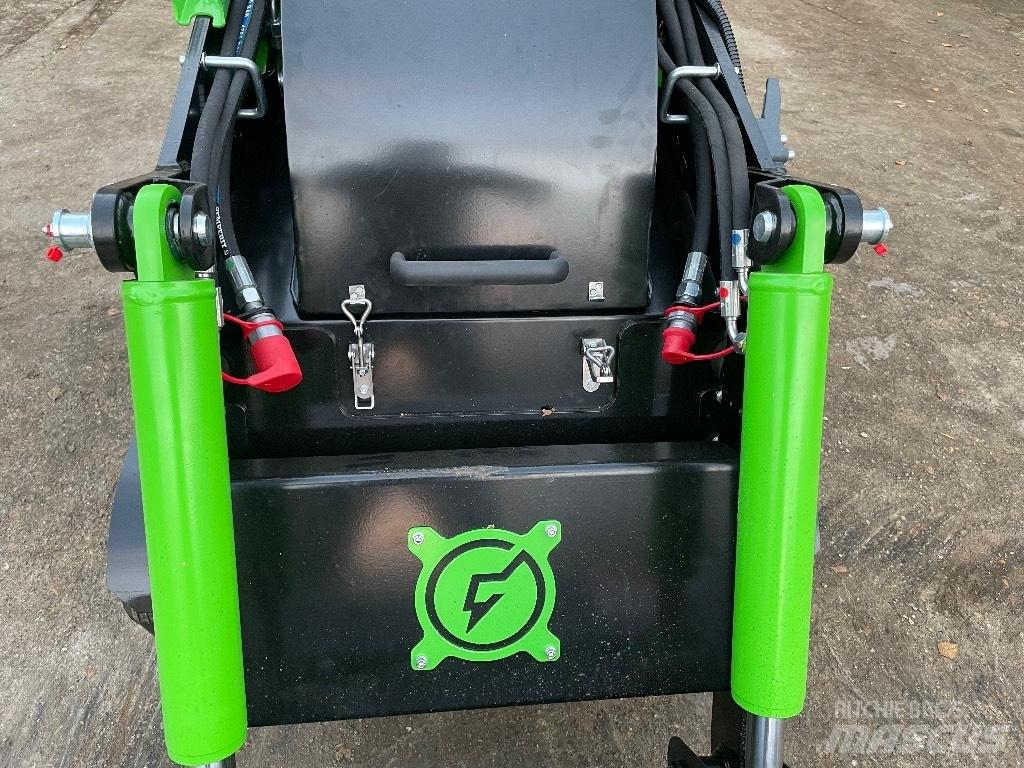 Kovaco Mini Z 400 Minigrävare < 7t
