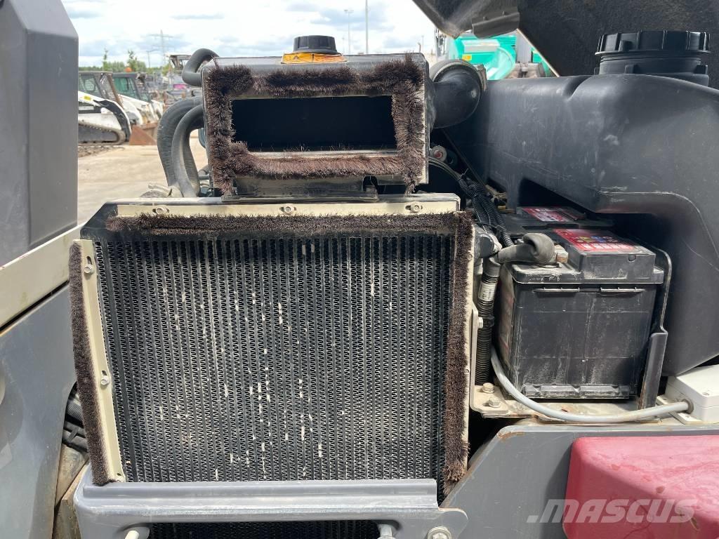 Dynapac CC1300 Tvåvalsvältar