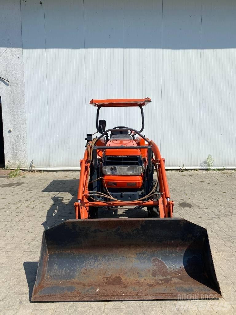 Kubota GL240+tur Kompakttraktorer
