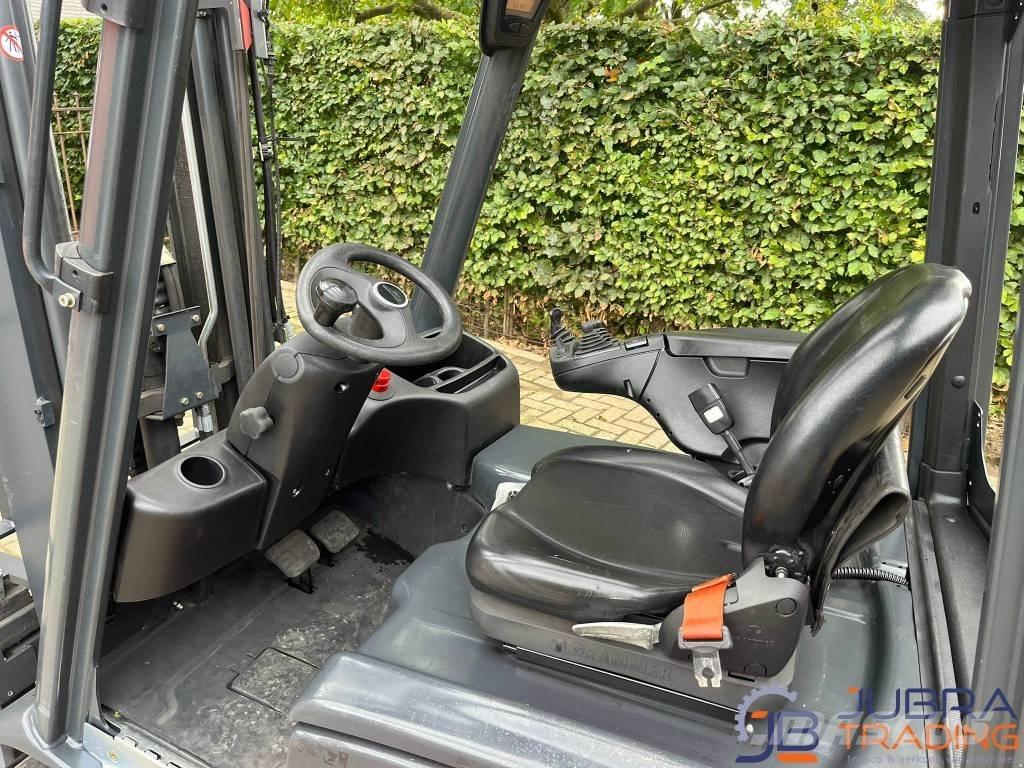 Linde E14-02 Elmotviktstruckar