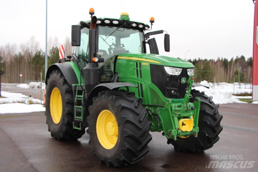 John Deere 6250 R Traktorer