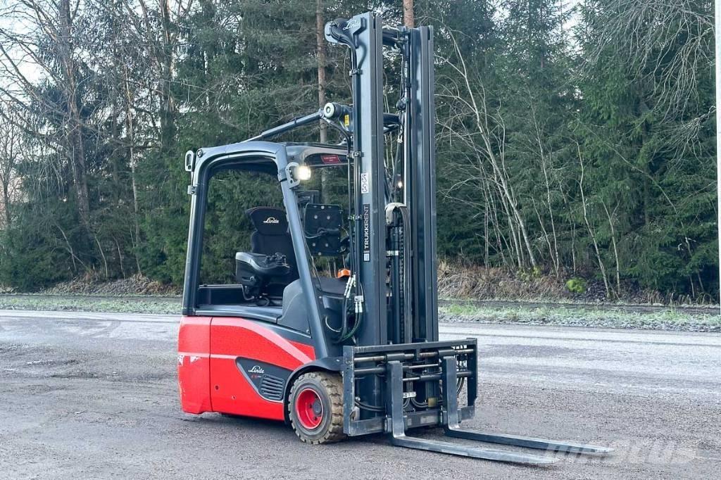 Linde E 18 Elmotviktstruckar