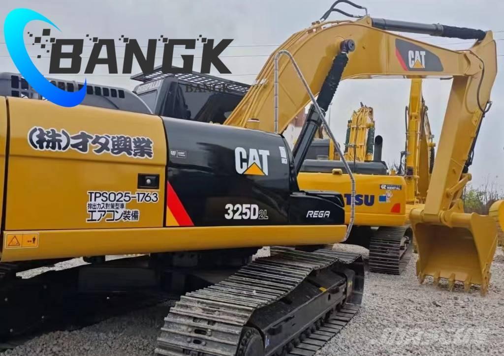 CAT 325 D Bandgrävare