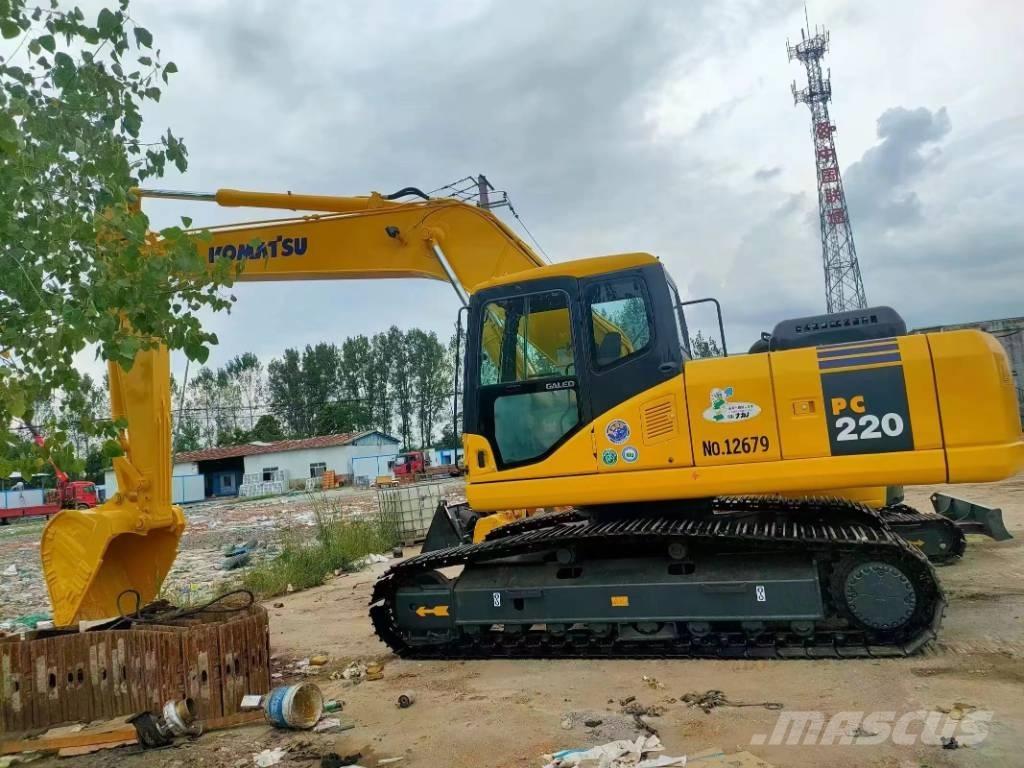 Komatsu PC 220 Bandgrävare
