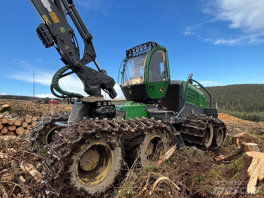 John Deere 1270G 8WD Skördare