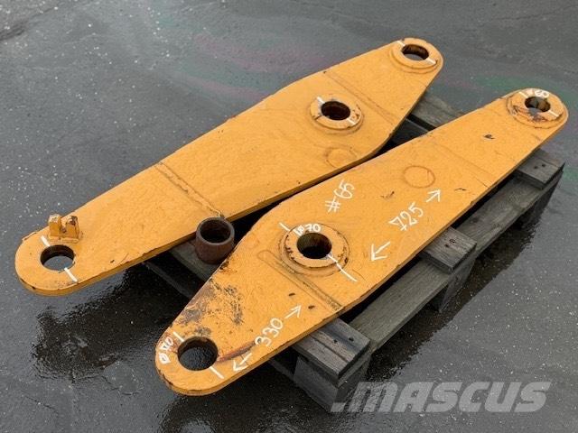 CNH BUCKET LINK Skopor