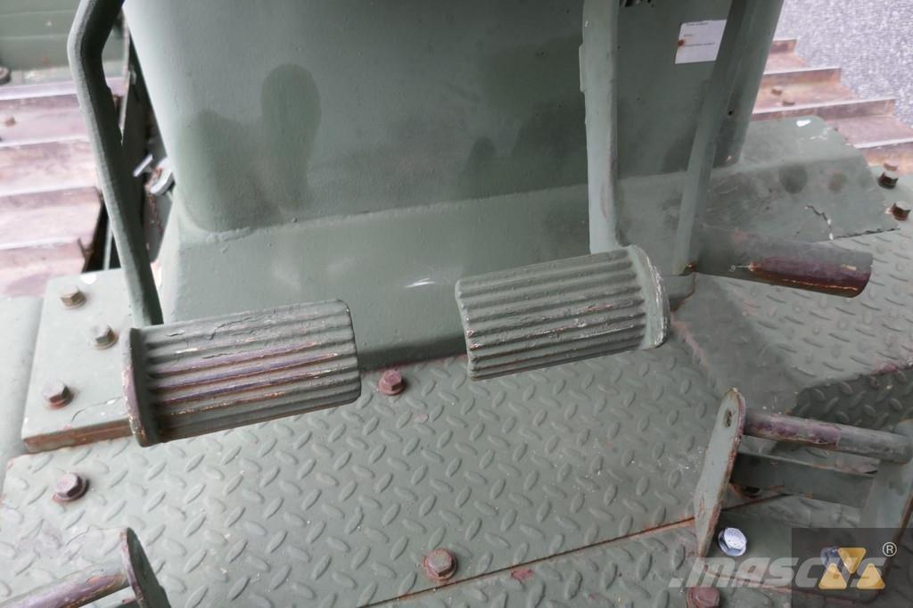 CAT D7G Ex-army Bandschaktare