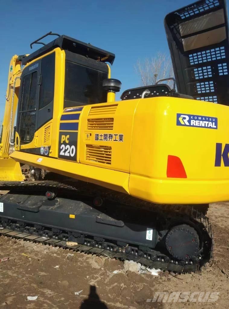 Komatsu PC 220-8 Bandgrävare