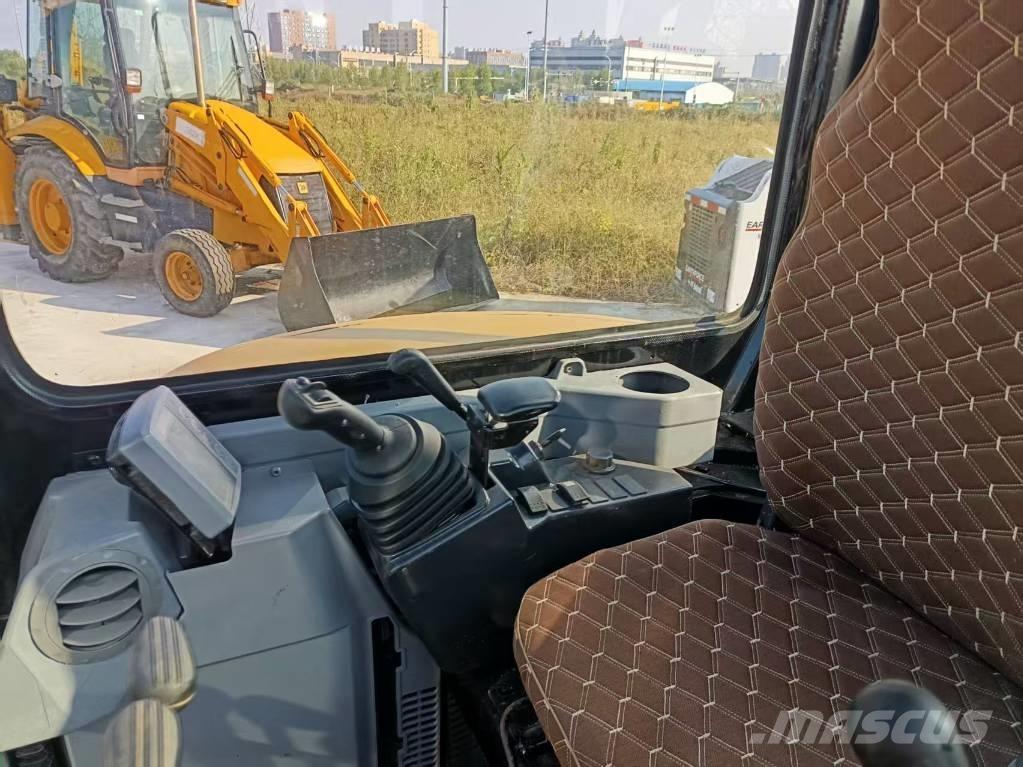 CAT 303.5 E CR Minigrävare < 7t