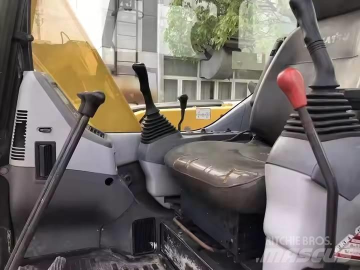 Komatsu PC78US Midigrävmaskiner 7t - 12t