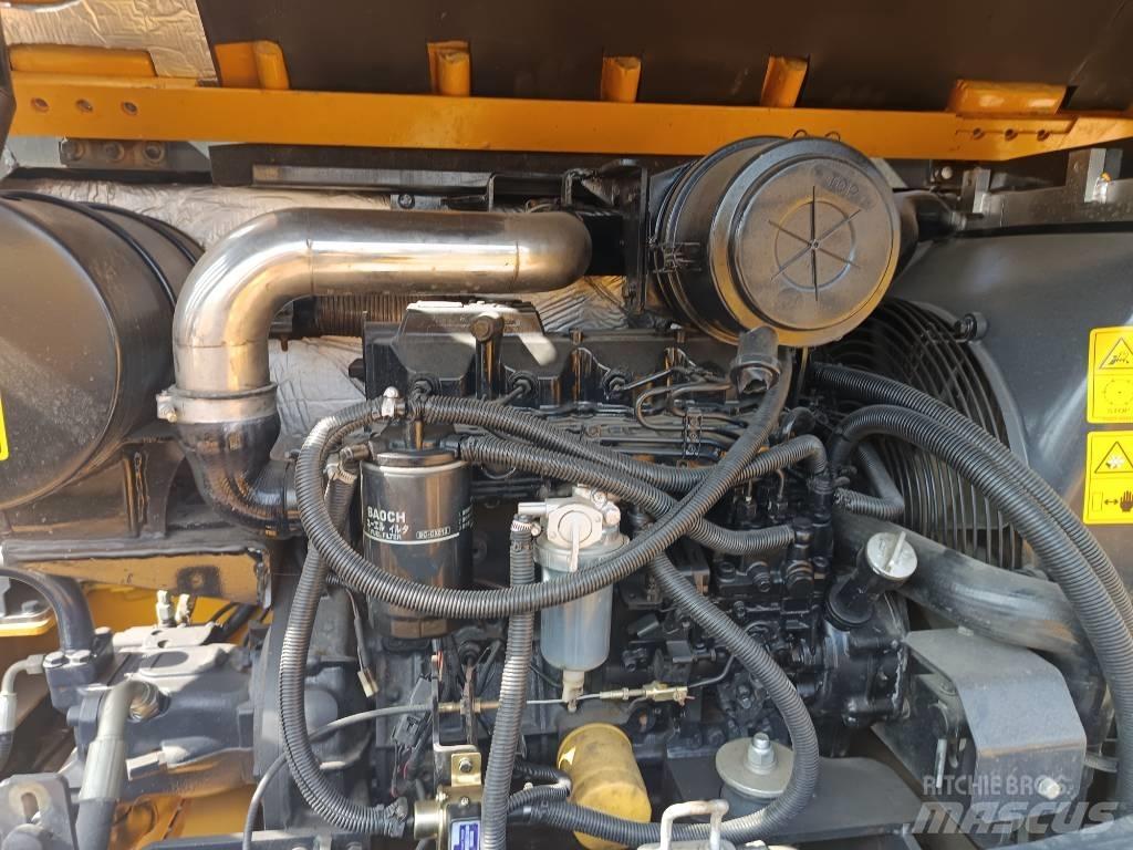 XCMG XE60DA Bandgrävare