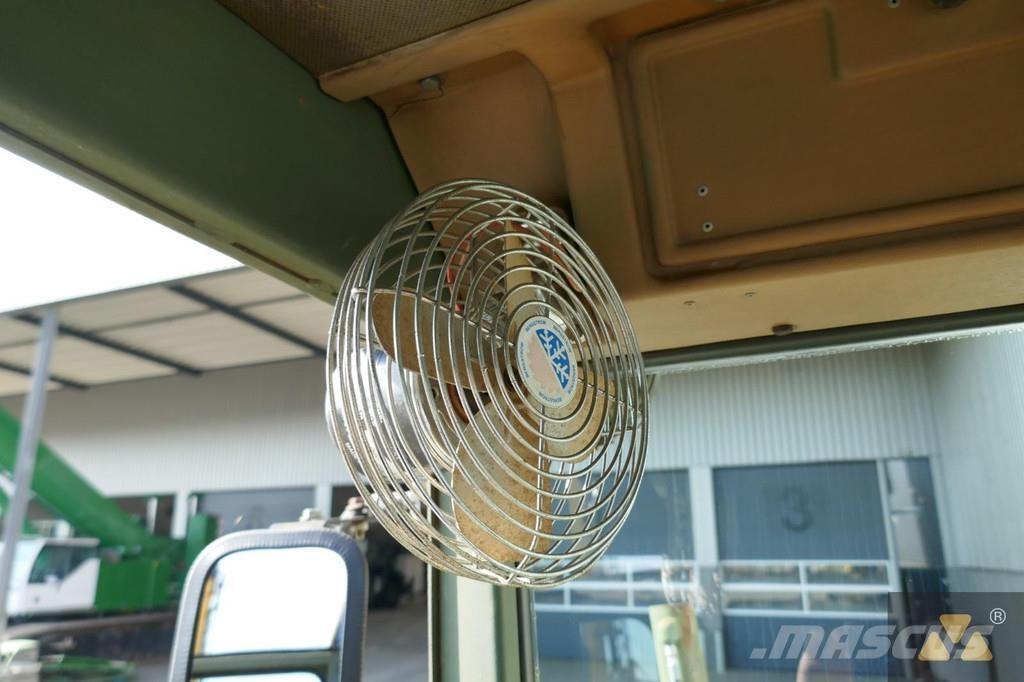 CAT 130G Ex-army Väghyvlar